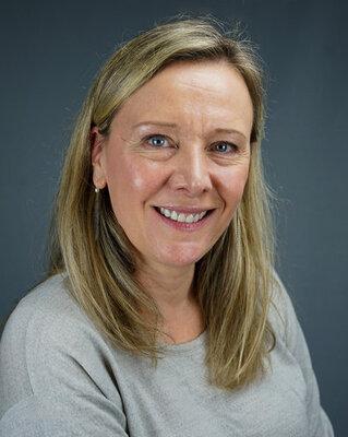 Elizabeth Davies